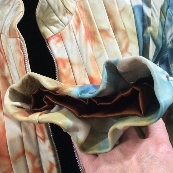 đź’•Amazing and unique leather tie dye jacketđź’• - Picture 7 of 16